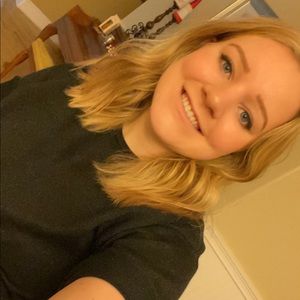 Meet your Posher, Laurel